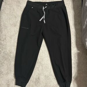 🤩 Excellent condition Figs Brand Zamora jogger scrub pants 🤩